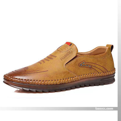CLARKE – Slip On Leather Loafers