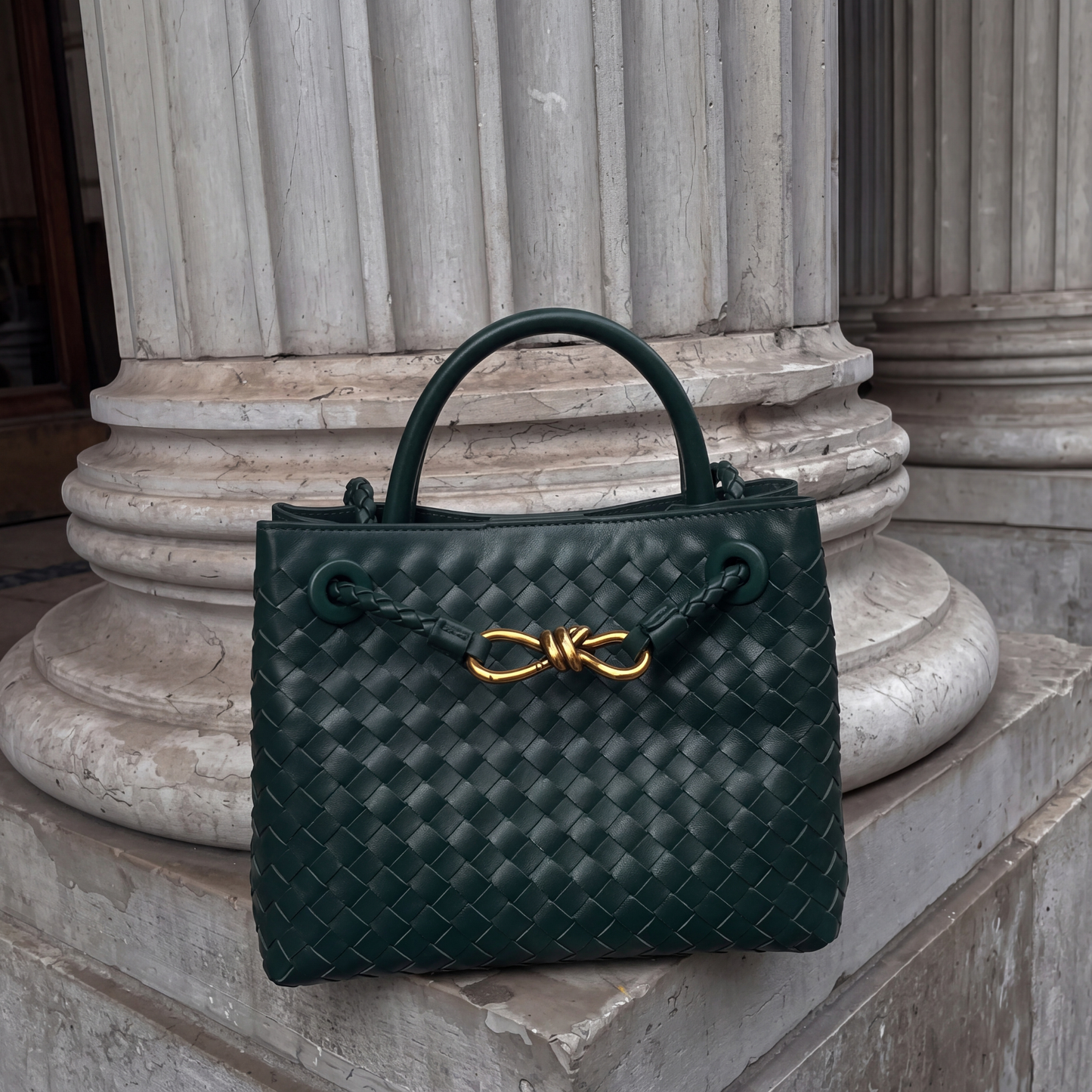 The Sage Leather Bag