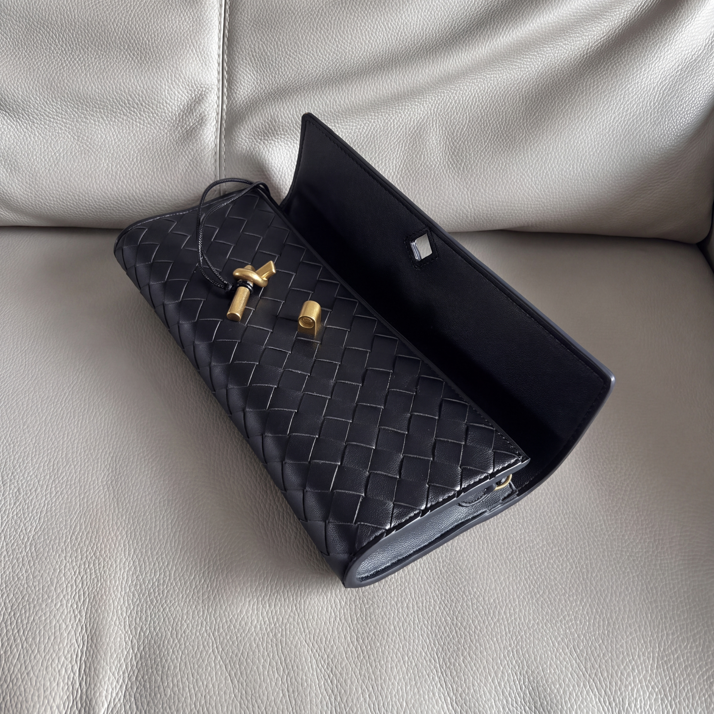 Bolso de Mano Margo de Cuero