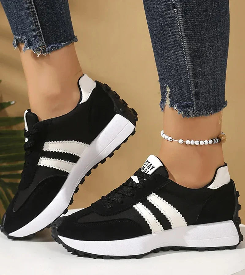 Elina – Comfortable Trainers with Ergonomic Platform