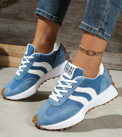 Elina – Comfortable Trainers with Ergonomic Platform