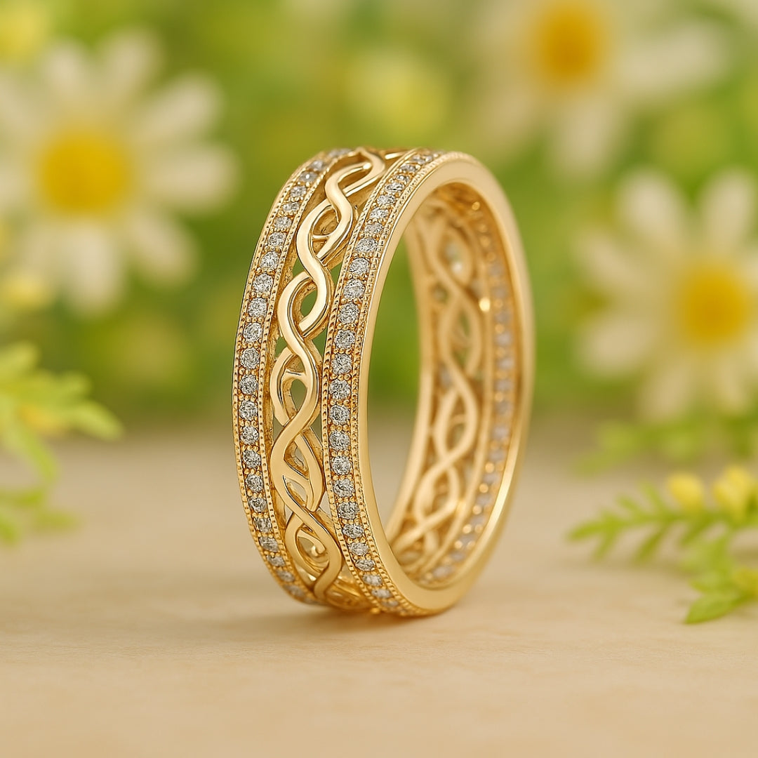 AUREN – Bright Hollow Gold Ring