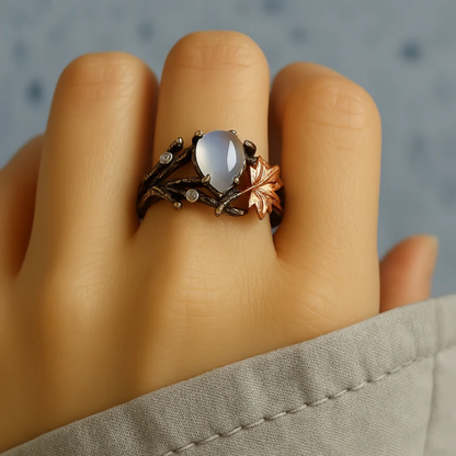 ROWAN – Nature Moonstone Ring